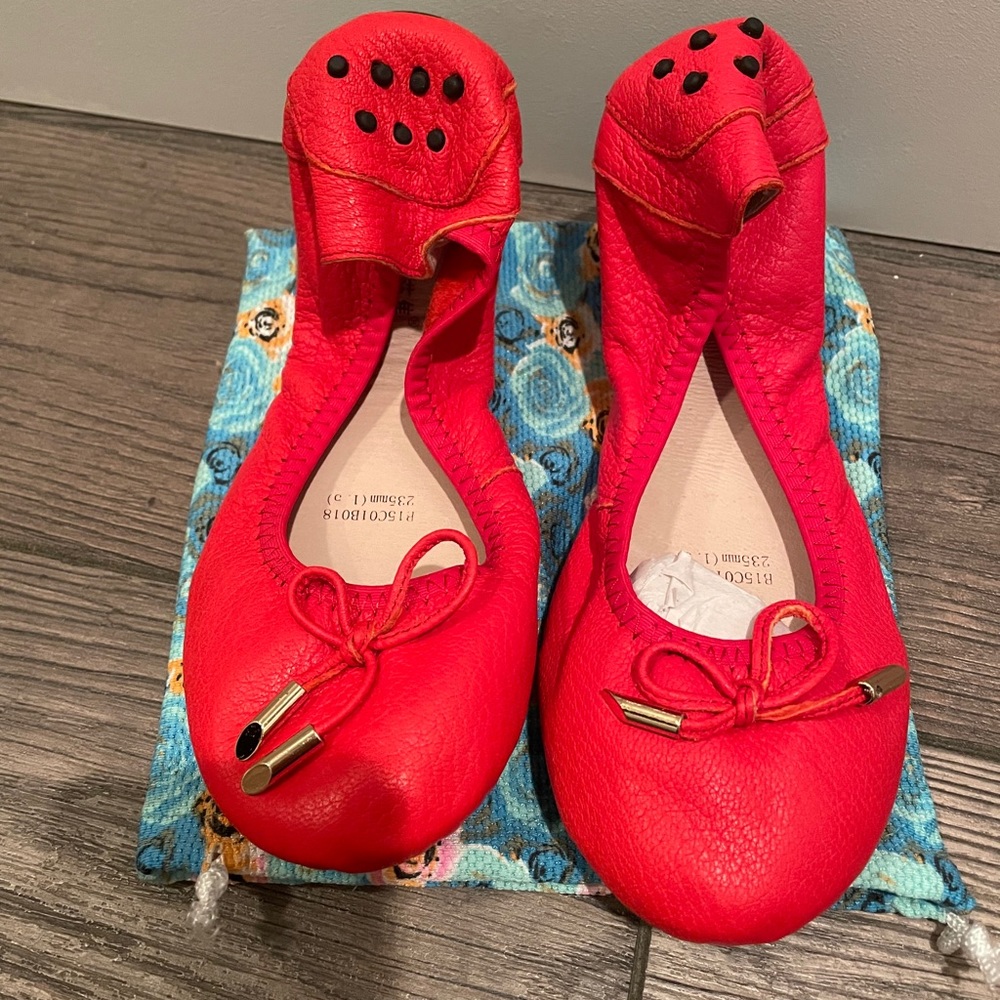 Women ballet flat